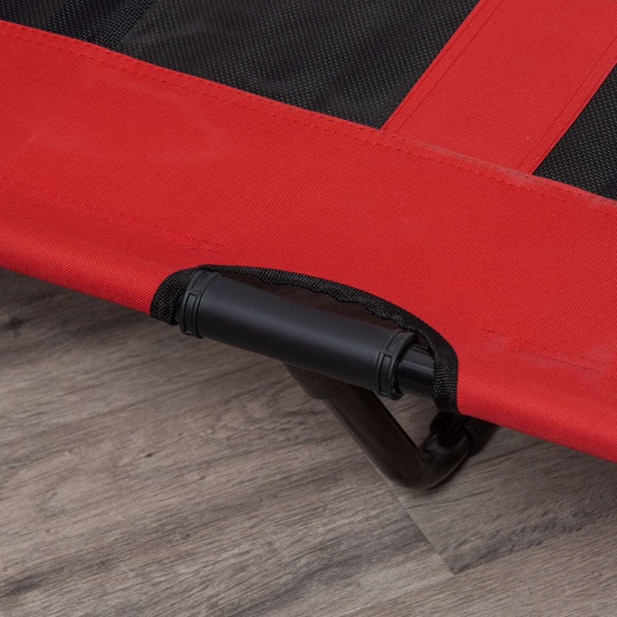 PawHut Hundebett, faltbar, Outdoor-Hundebett, erhöhter Stand, 122 cm x 92 cm x 23 cm, Rot + Schwarz